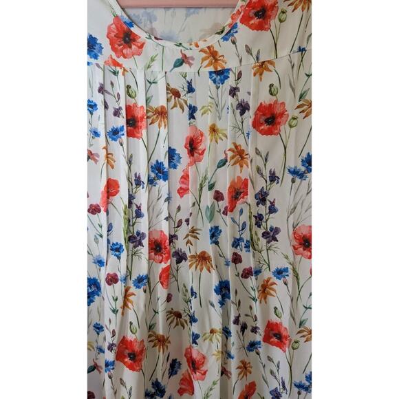 Pleated Front Summer FLORAL DRESS / Pockets, Medium - Picture 3 of 9